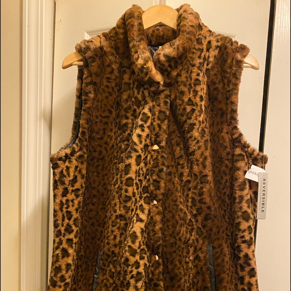 Vest, New!